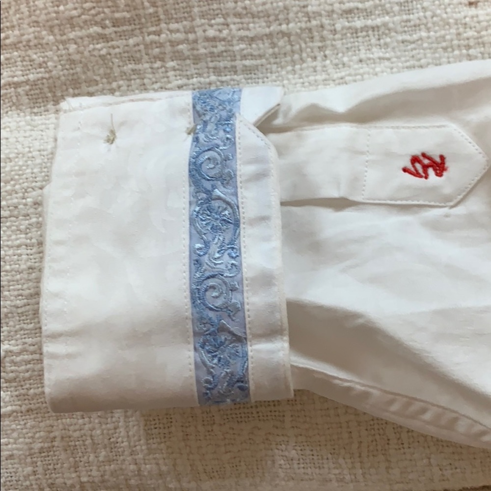 Like New- Robert Graham Button Down- - image 7